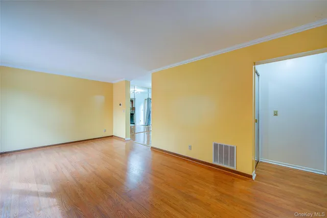 $3,400 | 41 Beechwood Avenue, Mount Vernon, NY 10553