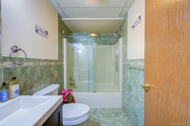 $3,400 | 41 Beechwood Avenue, Mount Vernon, NY 10553