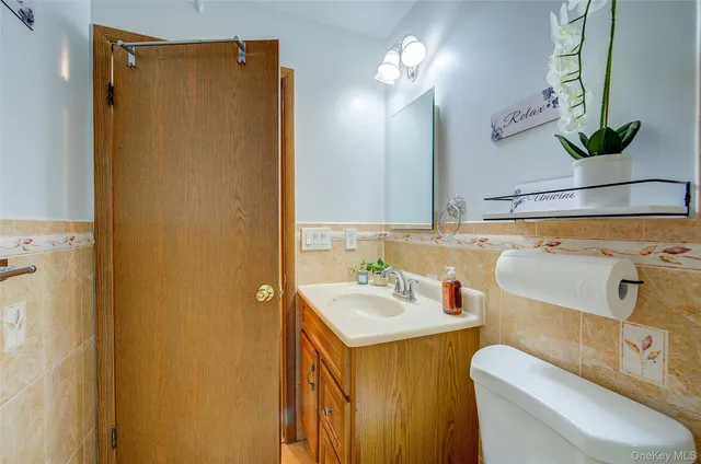 $3,400 | 41 Beechwood Avenue, Mount Vernon, NY 10553