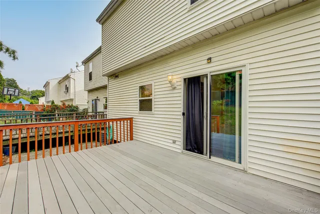 $3,400 | 41 Beechwood Avenue, Mount Vernon, NY 10553