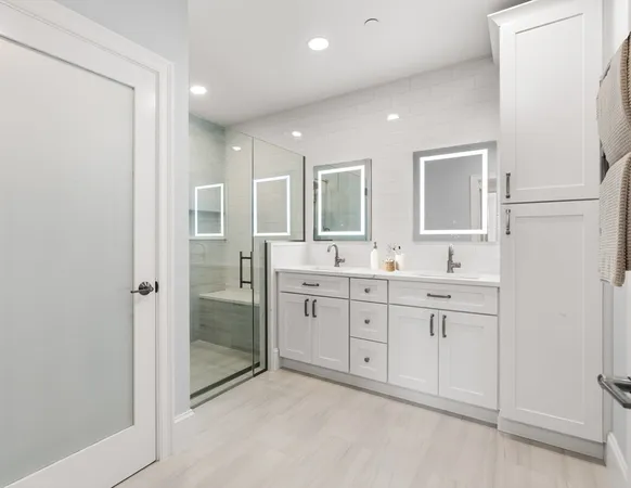 $975,000 | 16 Franklin Street, Unit 2201, Salem, MA 01970