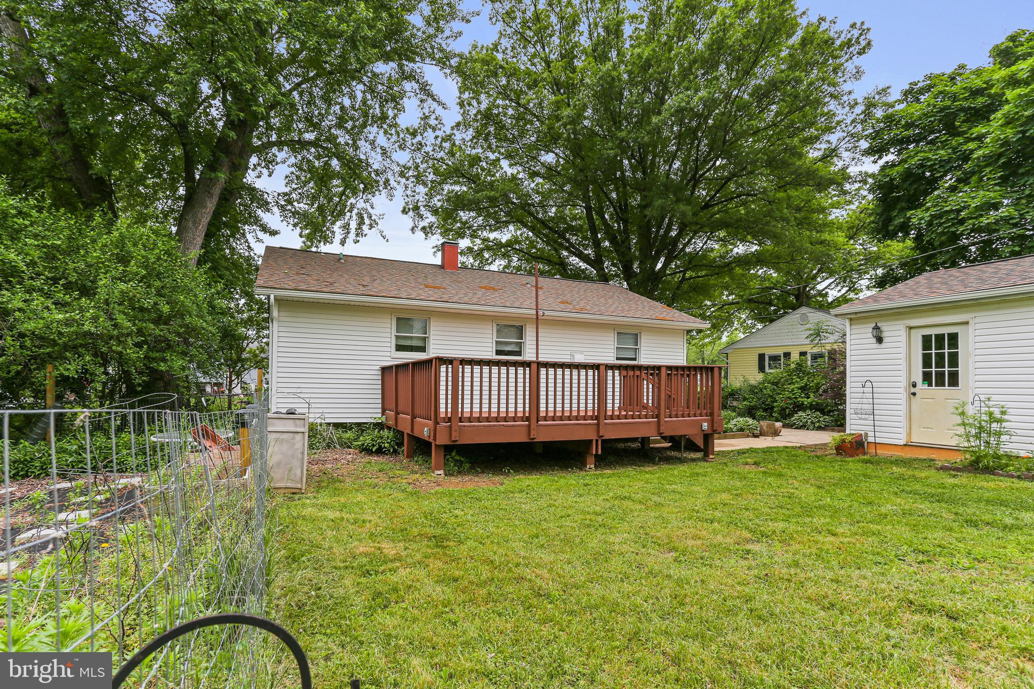 817 Suburbian Road Reisterstown, MD 21136 - Photo 39 of 40 Exterior Back