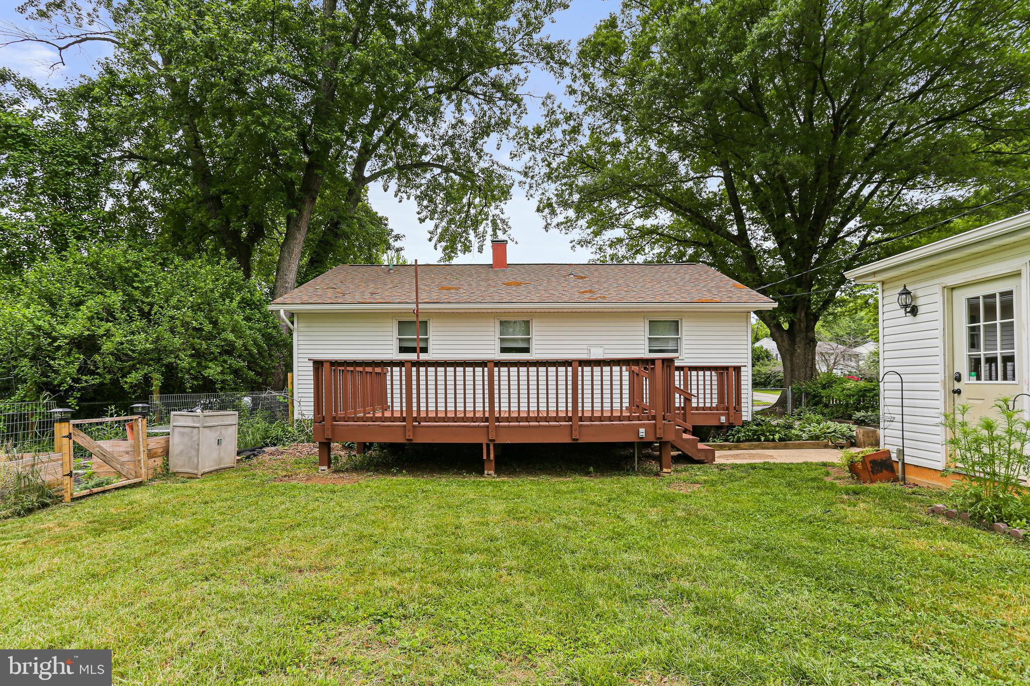 817 Suburbian Road Reisterstown, MD 21136 - Photo 40 of 40 Exterior Back
