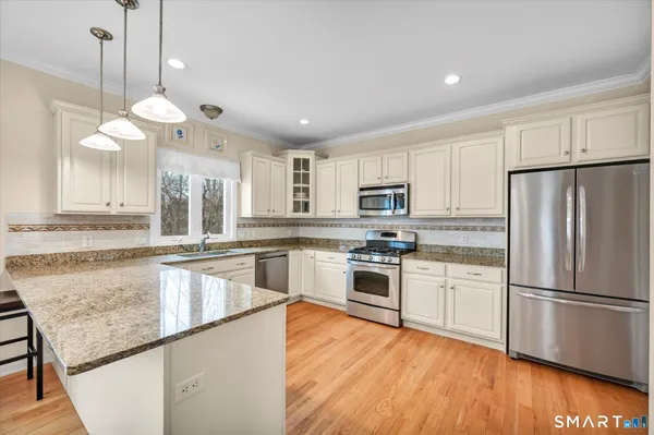 $649,000 | 2 Twin Pines Drive, Wallingford, CT 06492