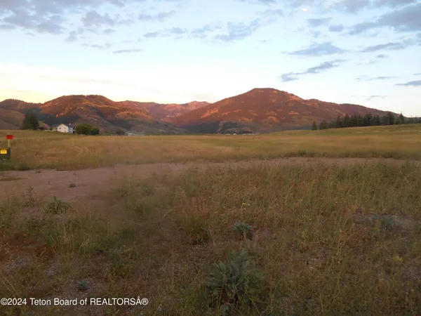 $235,000 | Lot 6 Fox Den Lane, Smoot, WY 83126