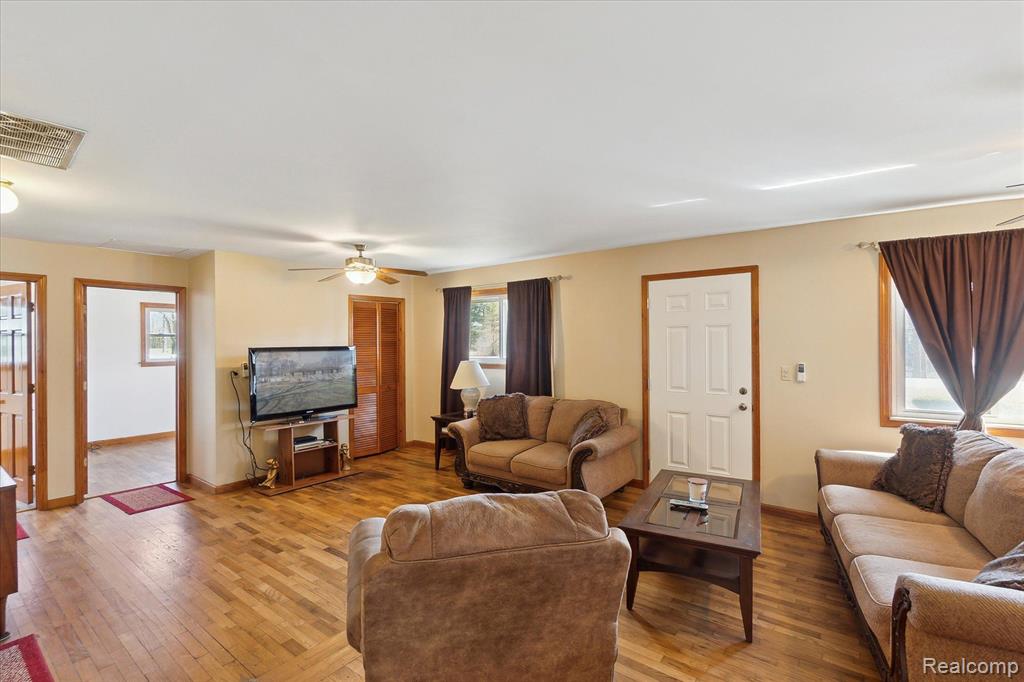 6730 Fort Road Birch Run, MI 48415 - Photo 14 of 27