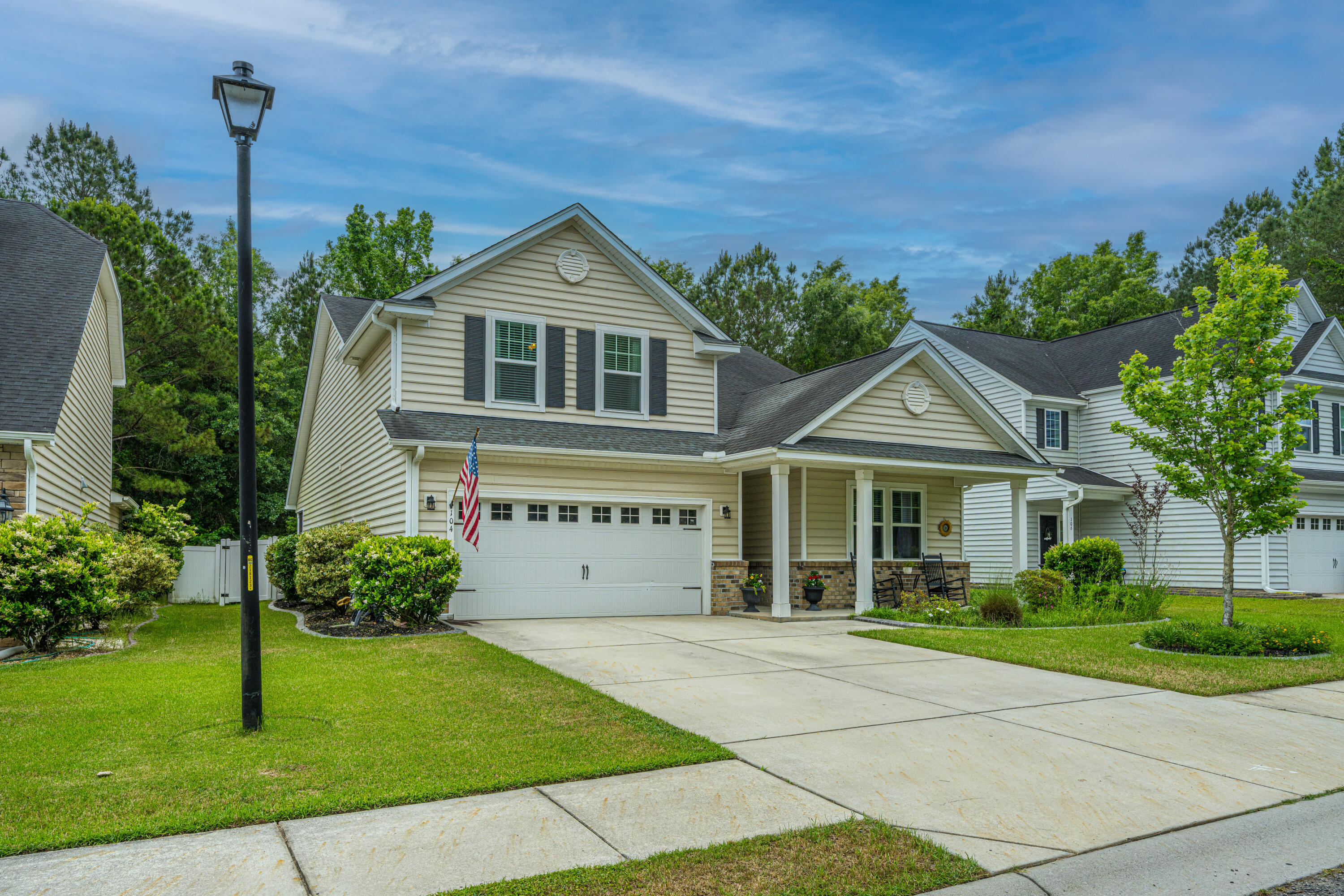 104 Blackwater Way Moncks Corner, SC 29461 - Photo 2 of 47 104BlackwaterWay002