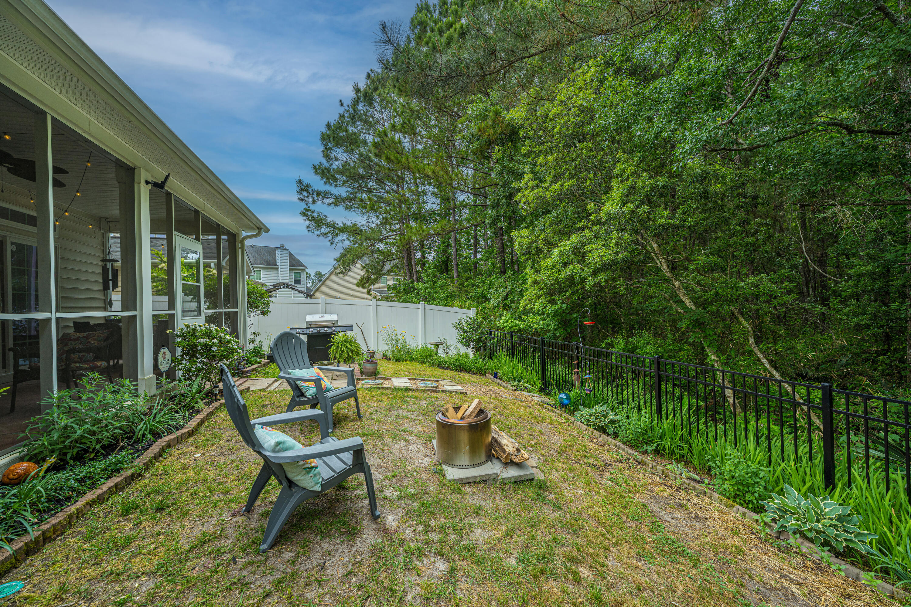 104 Blackwater Way Moncks Corner, SC 29461 - Photo 5 of 47 104BlackwaterWay052