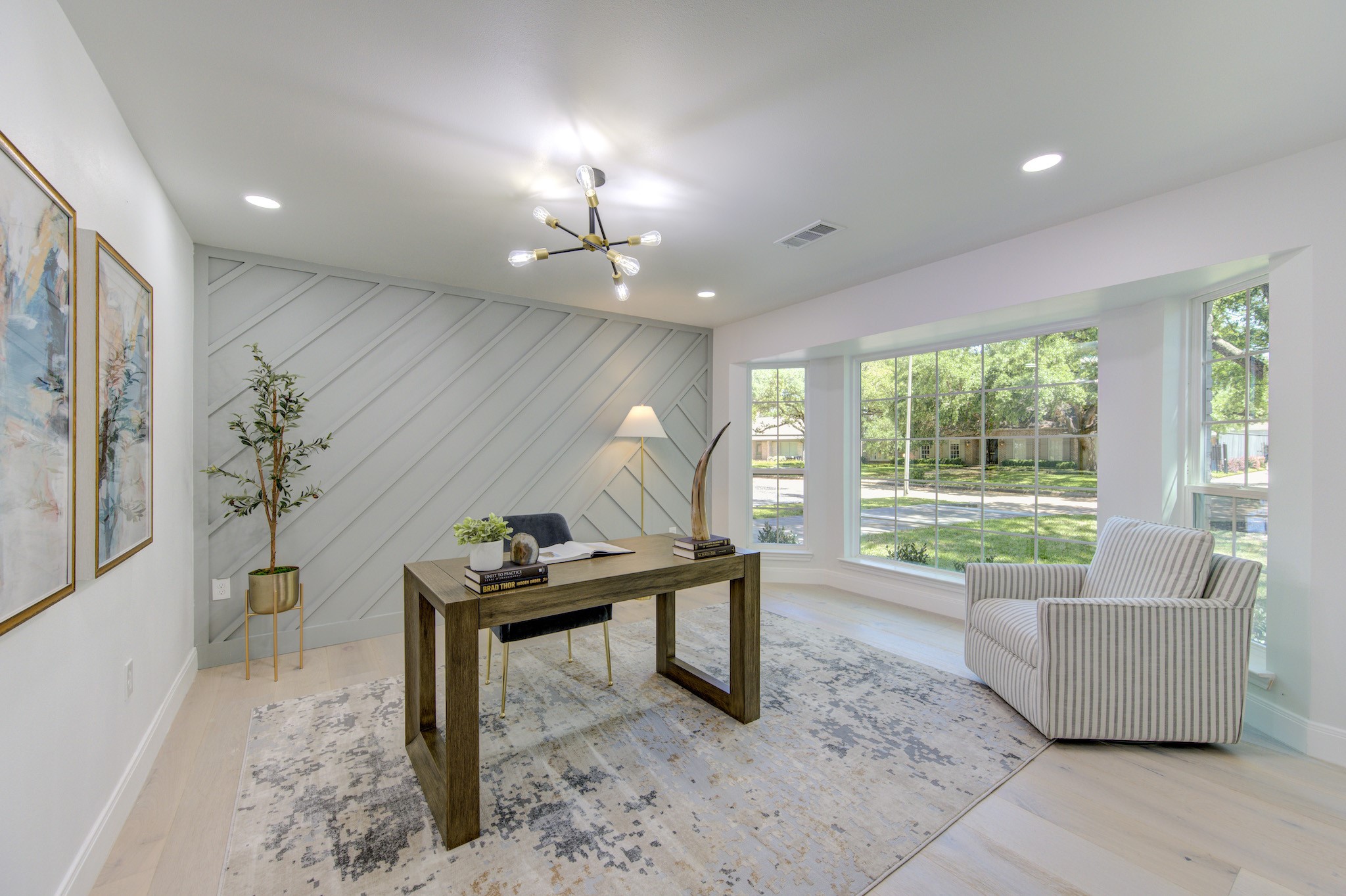 926 Old Lake Road Houston, TX 77057 - Photo 17 of 49 1st Floor: Office / Flex Room