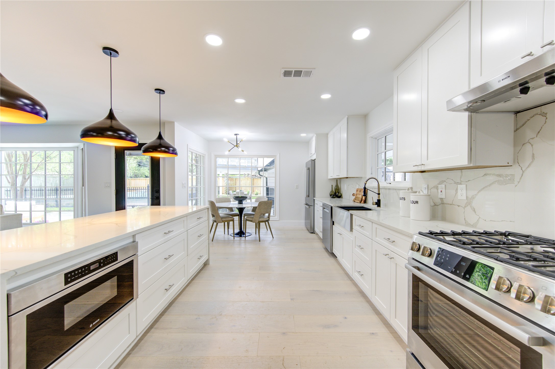 926 Old Lake Road Houston, TX 77057 - Photo 9 of 49