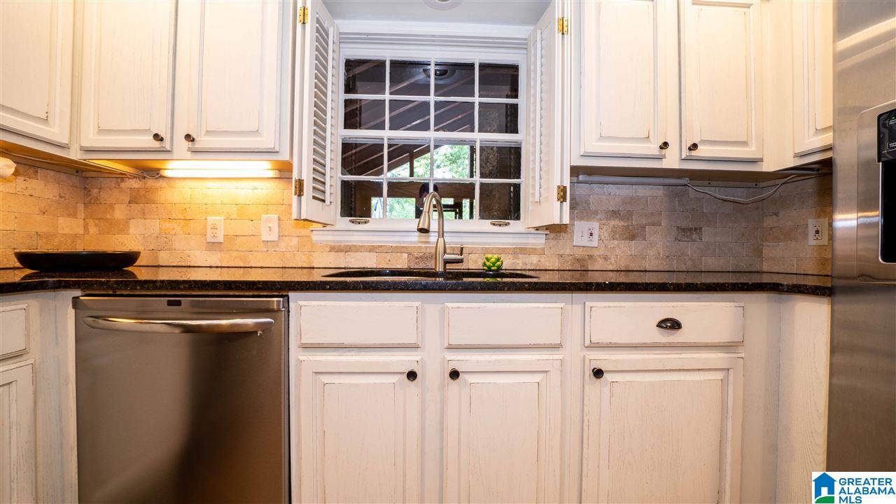 4332 Mountaindale Road Birmingham, AL 35213 - Photo 17 of 41