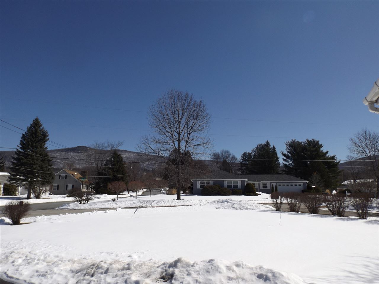 58 Piedmont Pond Road Rutland, VT 05701 - Photo 3 of 21