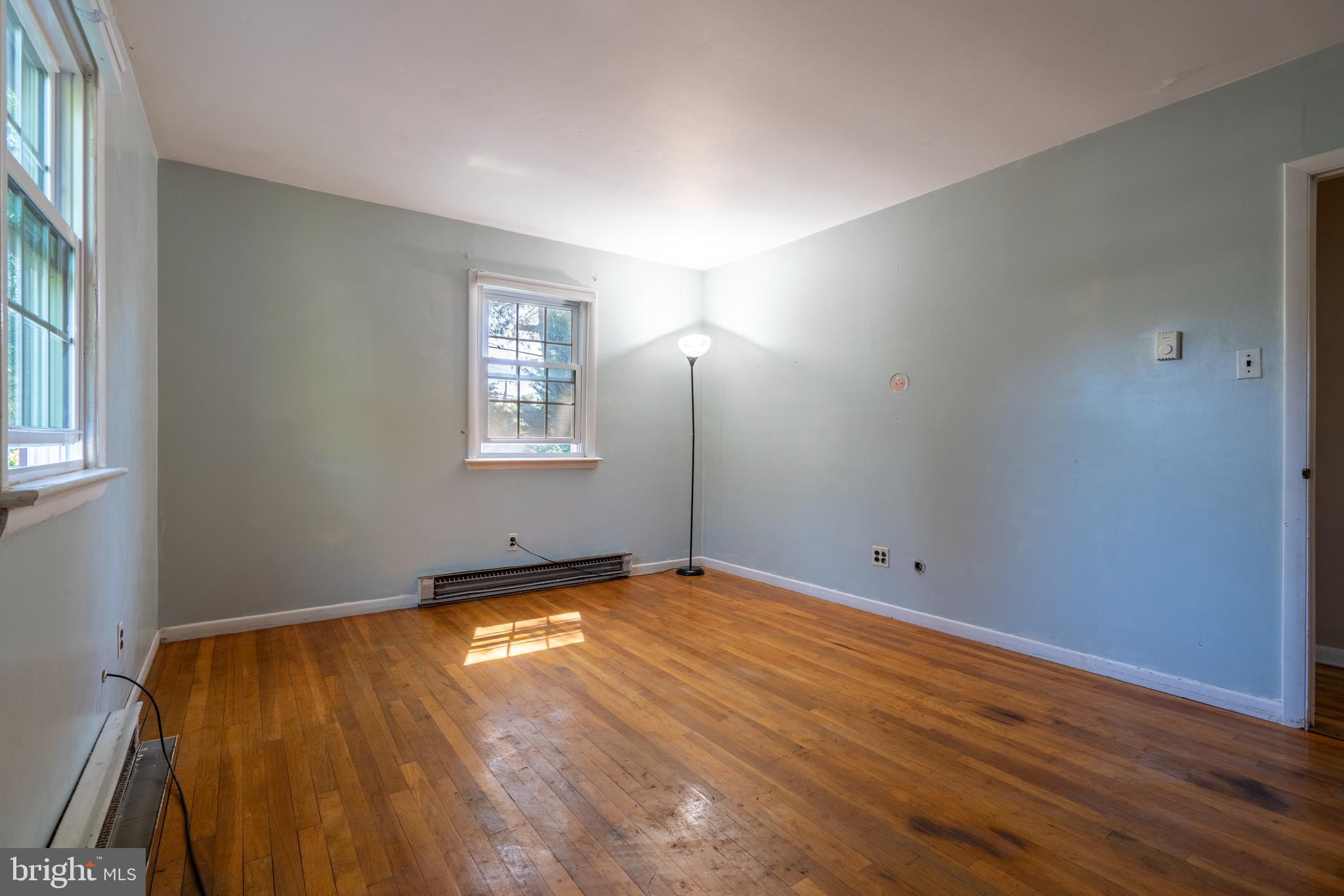 101 Mill Road Oreland, PA 19075 - Photo 17 of 39 Primary Bedroom