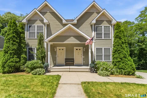 $600,000 | 215-217 Long Hill Avenue, Shelton, CT 06484