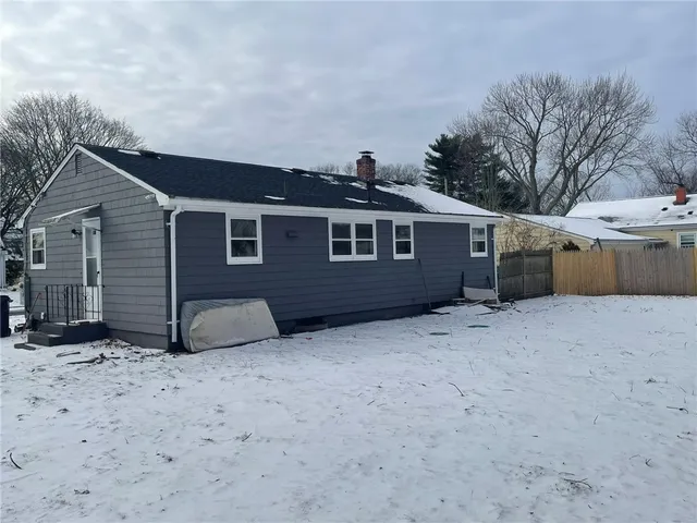 $2,650 | 45 Johnson Avenue, Warwick, RI 02886