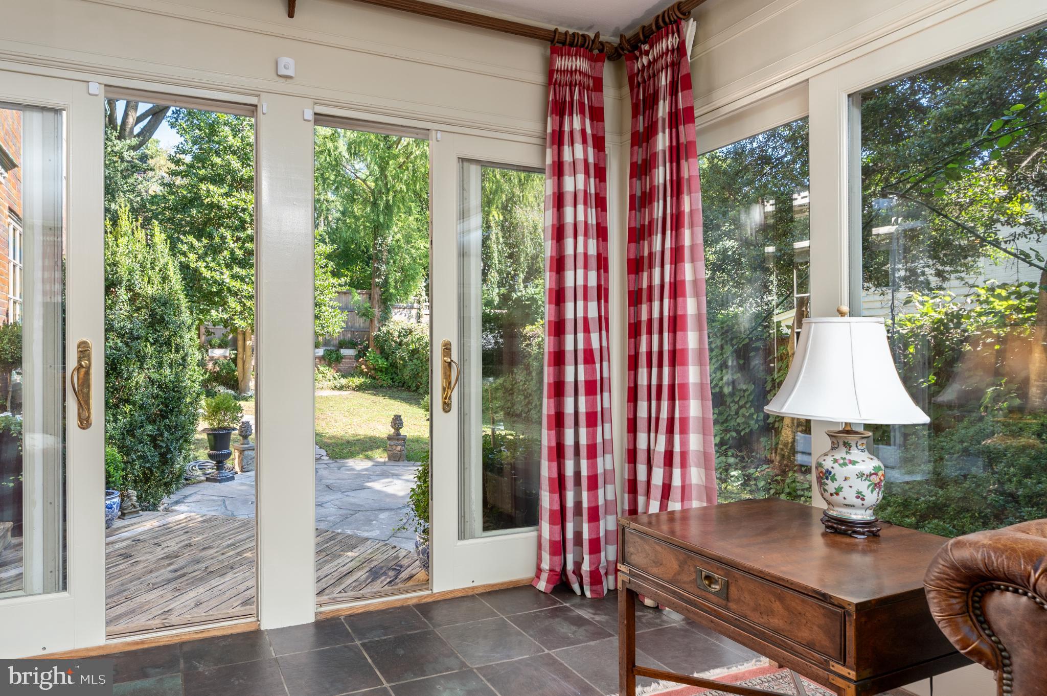 4920 Palisade Lane Northwest Washington, DC 20016 - Photo 21 of 70