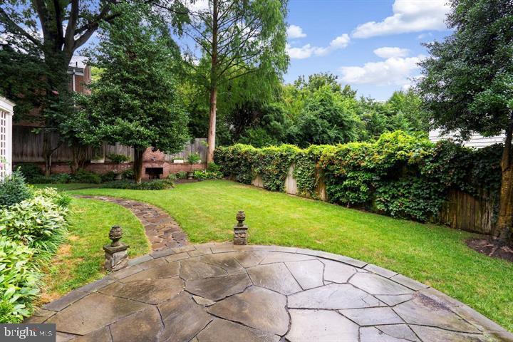 4920 Palisade Lane Northwest Washington, DC 20016 - Photo 62 of 70 Lush garden oasis with stone pathways