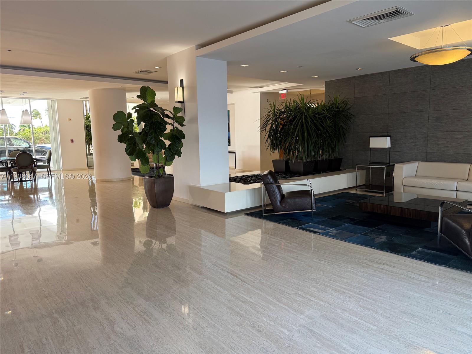 881 Ocean Drive, Unit 22E Key Biscayne, FL 33149 - Photo 14 of 20