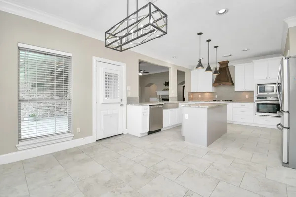 $3,300 | 14415 Mindy Park Lane, Houston, TX 77069