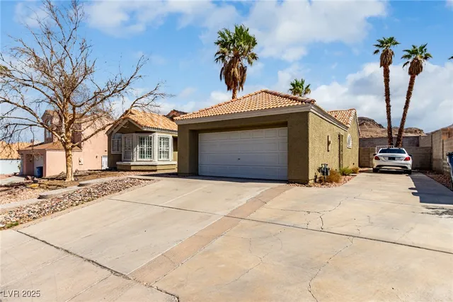 $430,000 | 2236 Welsey Manor Drive, Las Vegas, NV 89156
