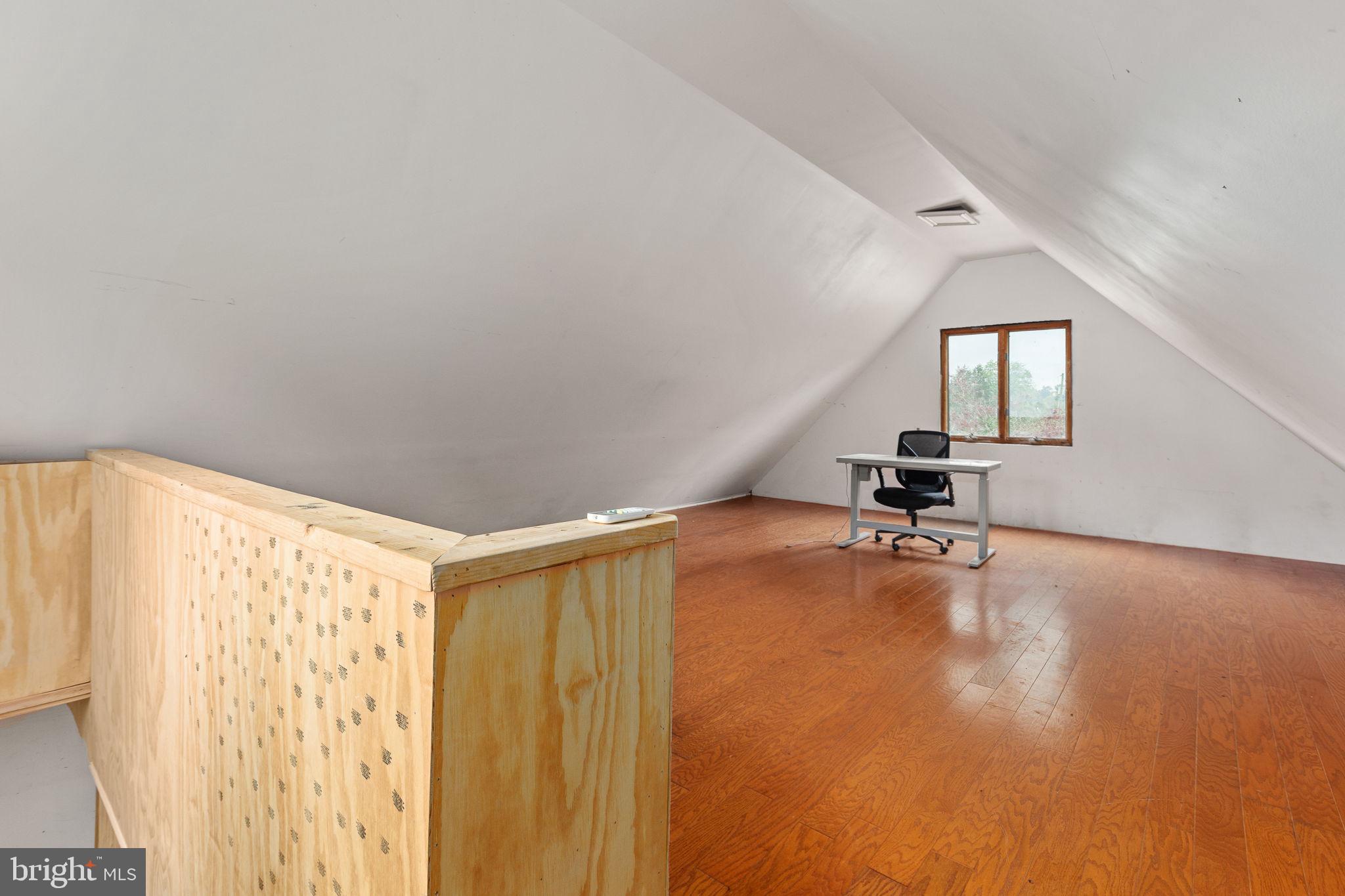 6119 Beach Road Midland, VA 22728 - Photo 63 of 98 a view of a room with gym equipment