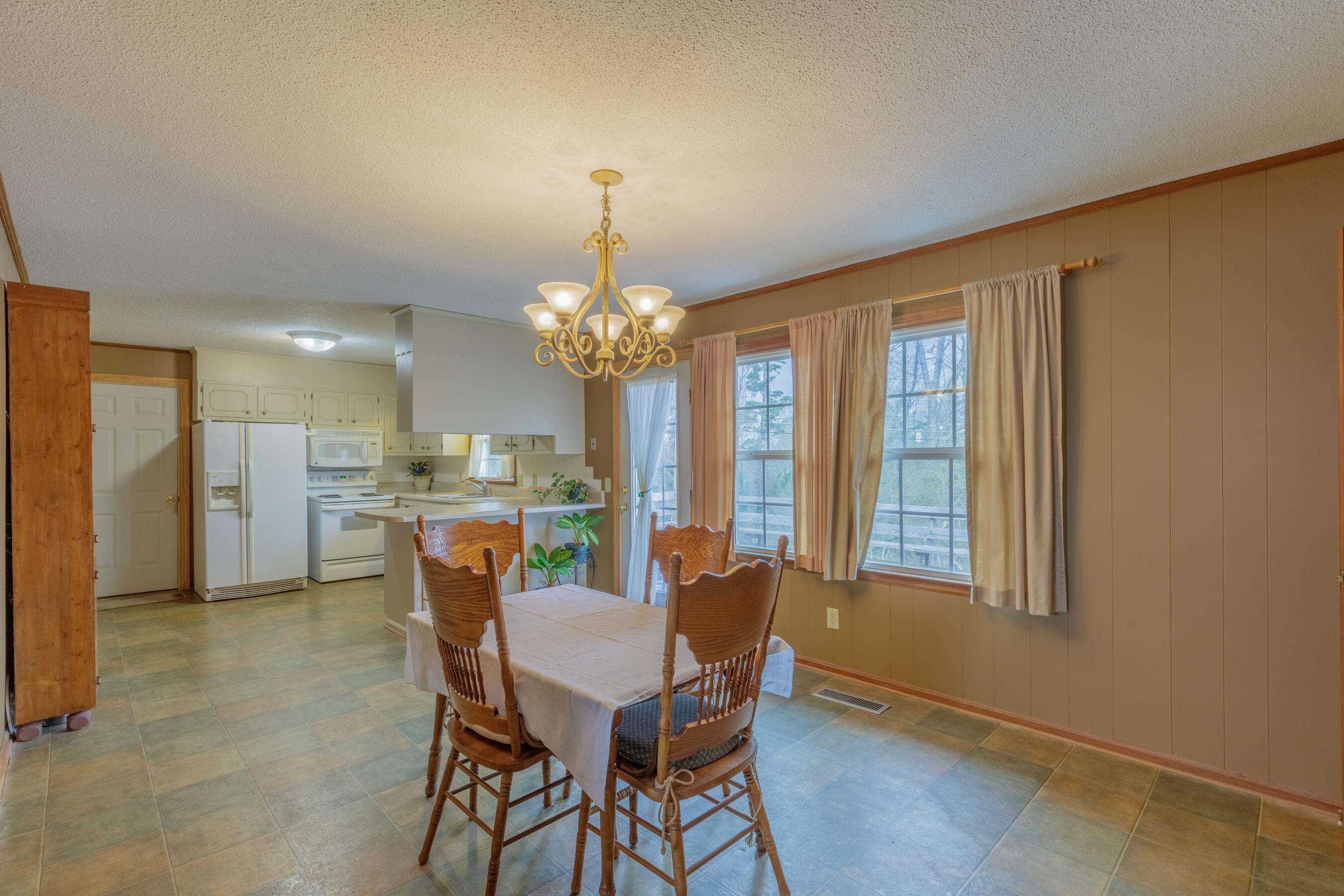 9309 Dividing Ridge Road Soddy-Daisy, TN 37379 - Photo 8 of 57 9309 Dividing Ridge HD -25