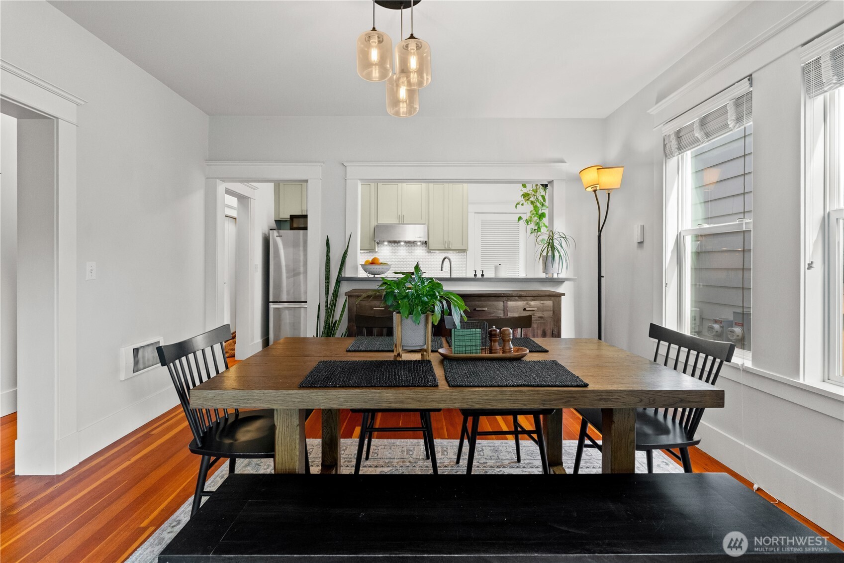 4420 Dayton Avenue North, Unit 2 Seattle, WA 98103 - Photo 16 of 32