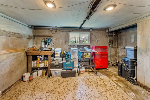 $470,000 | 4917 North Kilbourn Avenue, Chicago, IL 60630