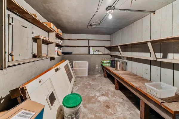 $470,000 | 4917 North Kilbourn Avenue, Chicago, IL 60630
