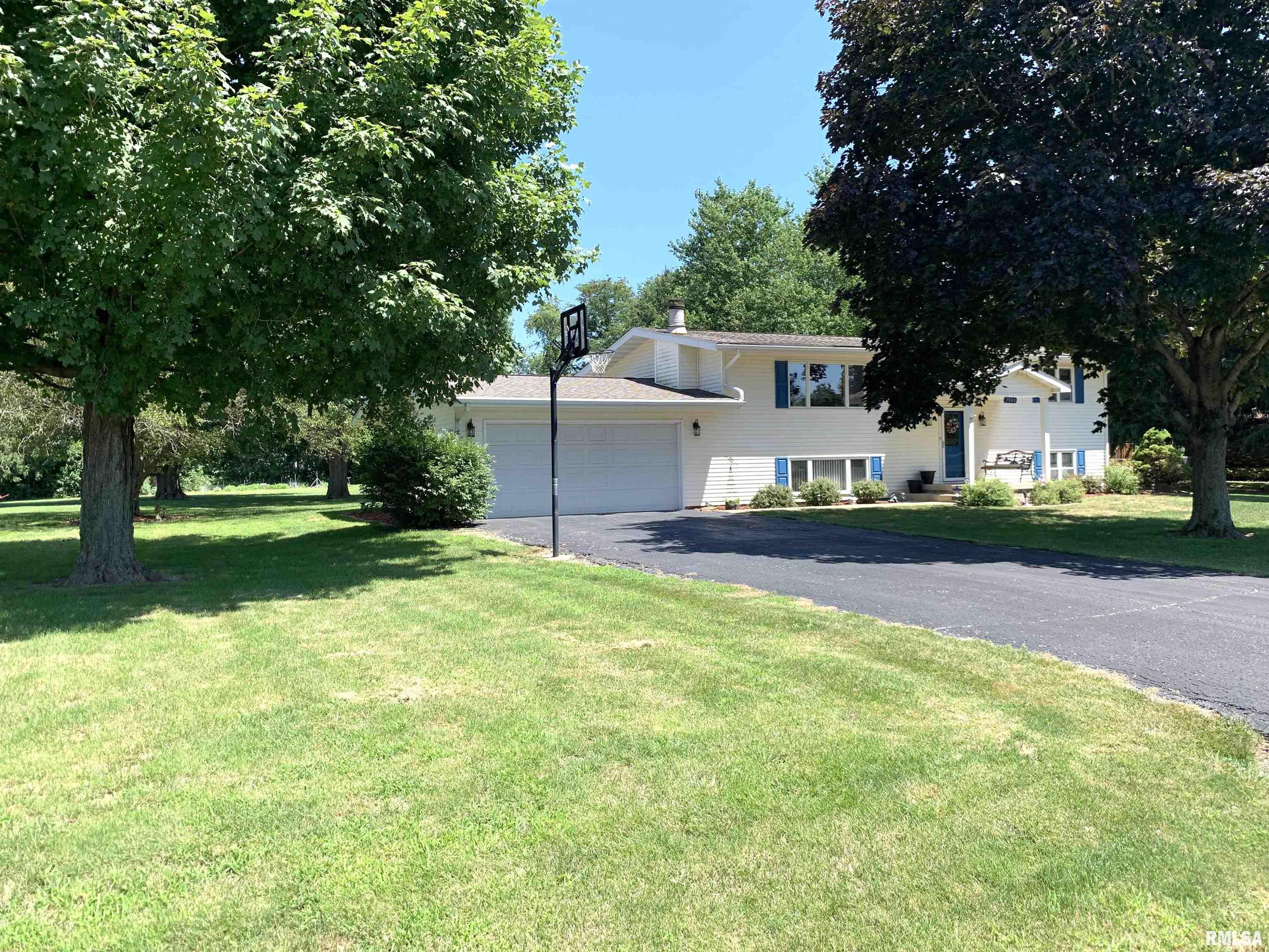 7540 Tumbleweed Trail Springfield, IL 62707 - Photo 3 of 59 Gallery Image 3