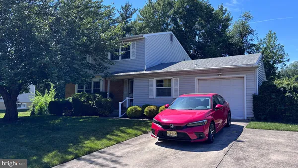 $400,000 | 1104 Hudson Avenue, Voorhees, NJ 08043