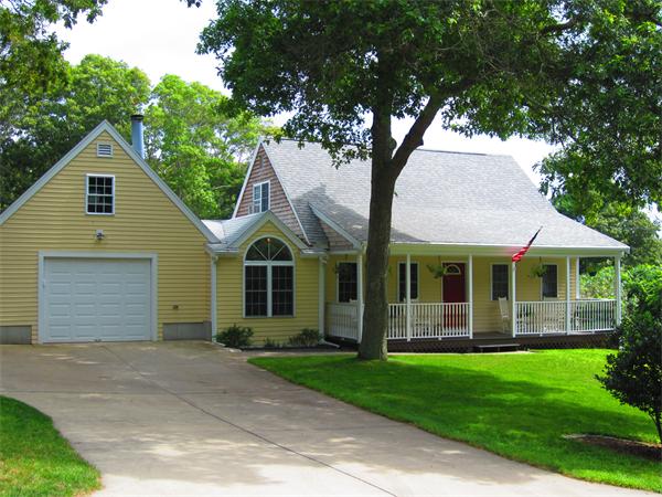 43 Diandy Road Bourne, MA 02562 - Photo 1 of 24