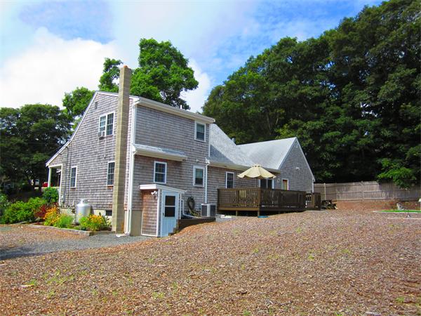 43 Diandy Road Bourne, MA 02562 - Photo 5 of 24