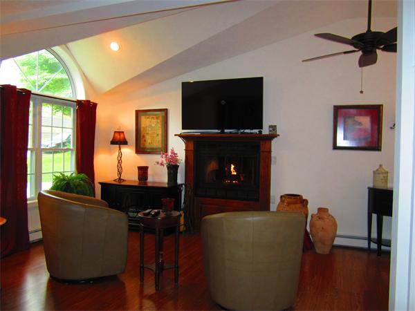 43 Diandy Road Bourne, MA 02562 - Photo 10 of 24
