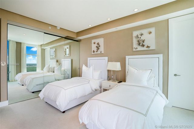 $3,210,000 | 16051 Collins Avenue, Unit 2604, Sunny Isles Beach, FL 33160