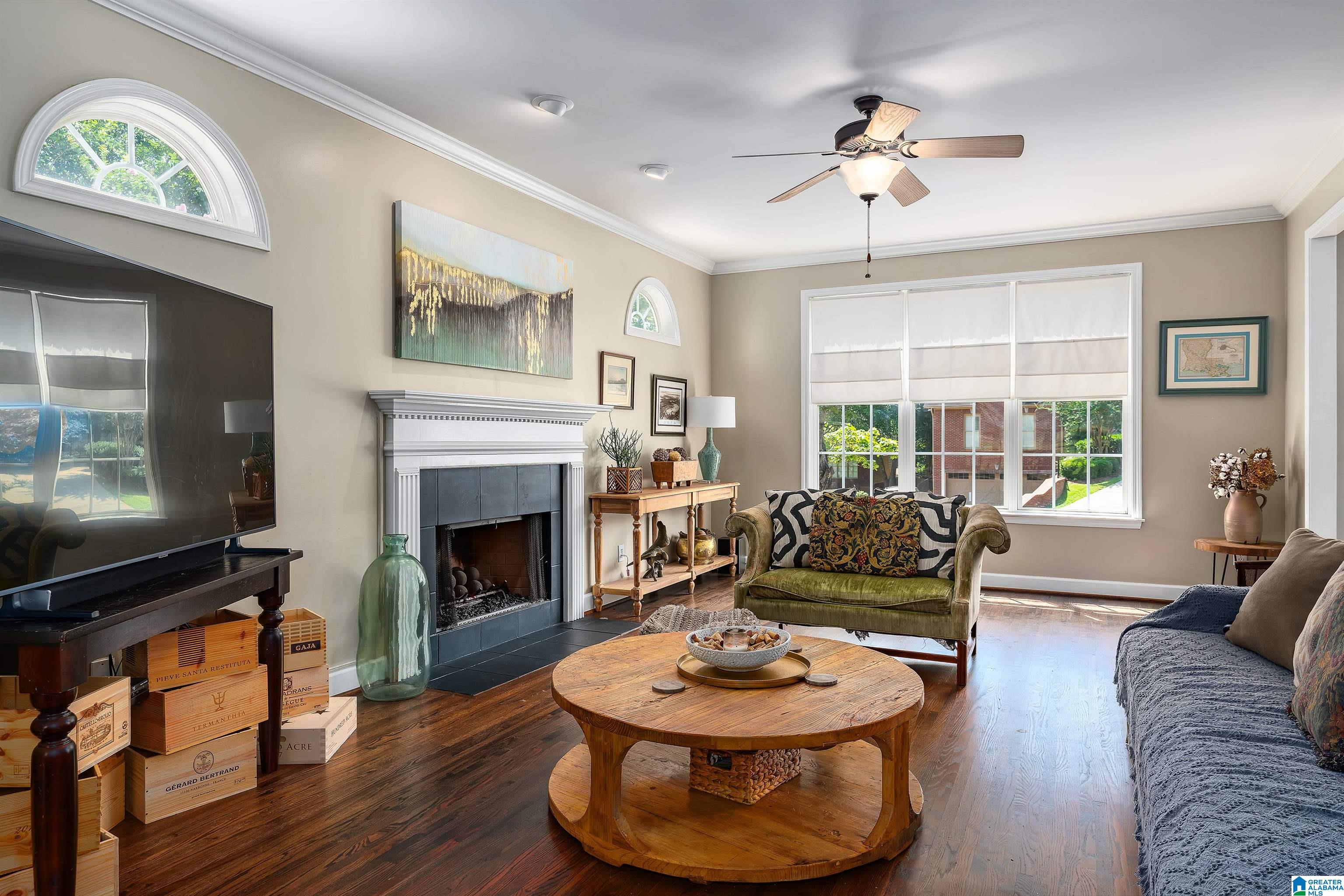1813 Sandy Ridge Circle Birmingham, AL 35244 - Photo 11 of 36 Gallery Image 11