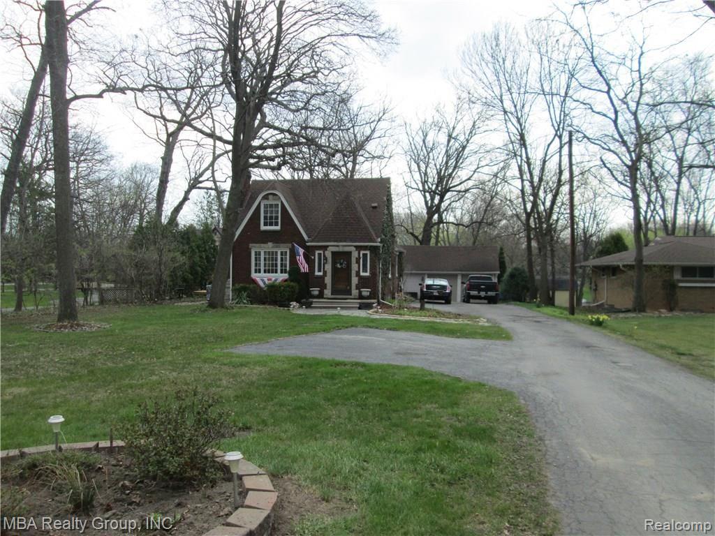 21169 Thorofare Road Grosse Ile, MI 48138 - Photo 54 of 54 IMG_9078.JPG
