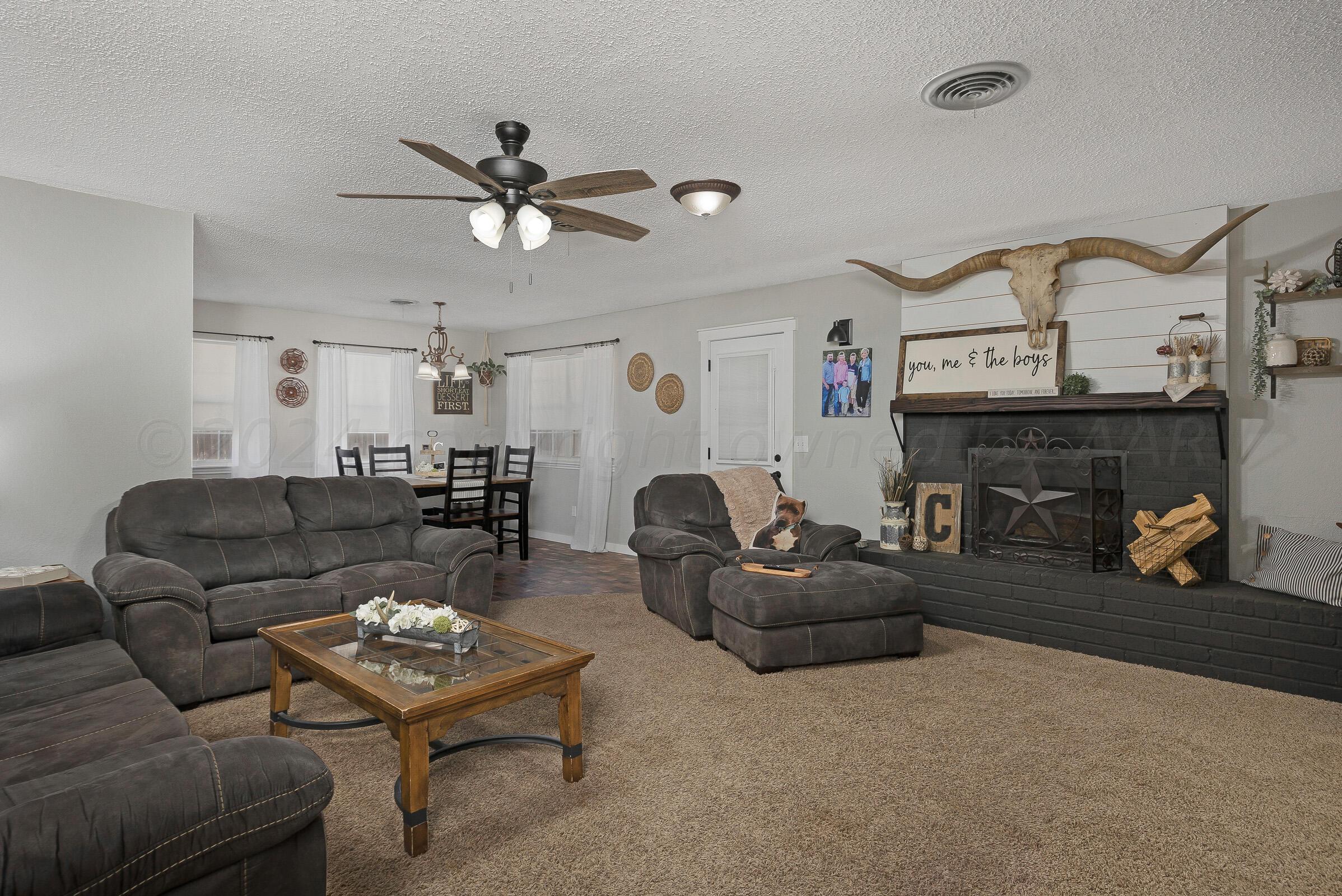 107 Rio Trail Amarillo, TX 79108 - Photo 5 of 24 005_Living Room