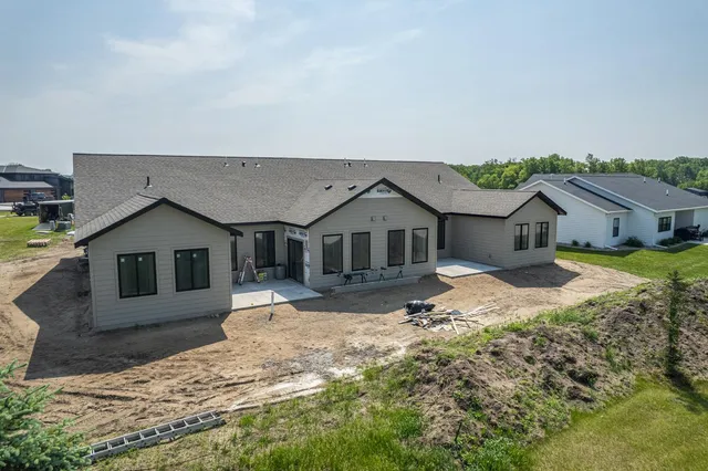 $439,900 | 118 Altavista Drive, Detroit Lakes, MN 56501