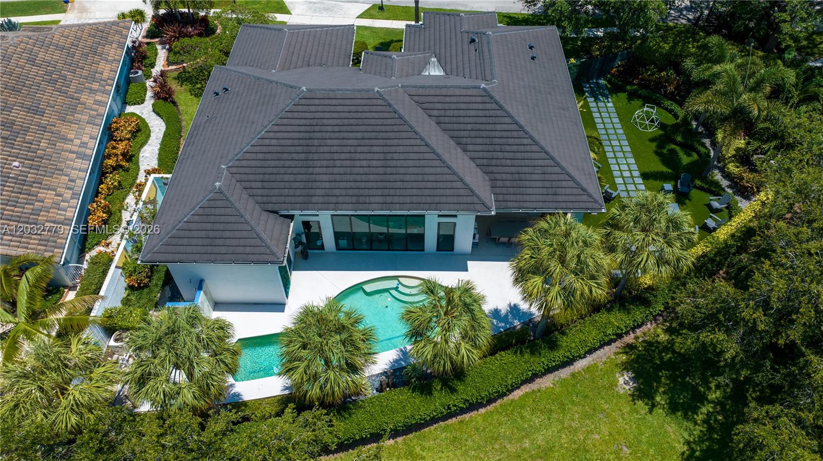 1755 Southwest 4th Avenue Boca Raton, FL 33432 - Photo 3 of 23