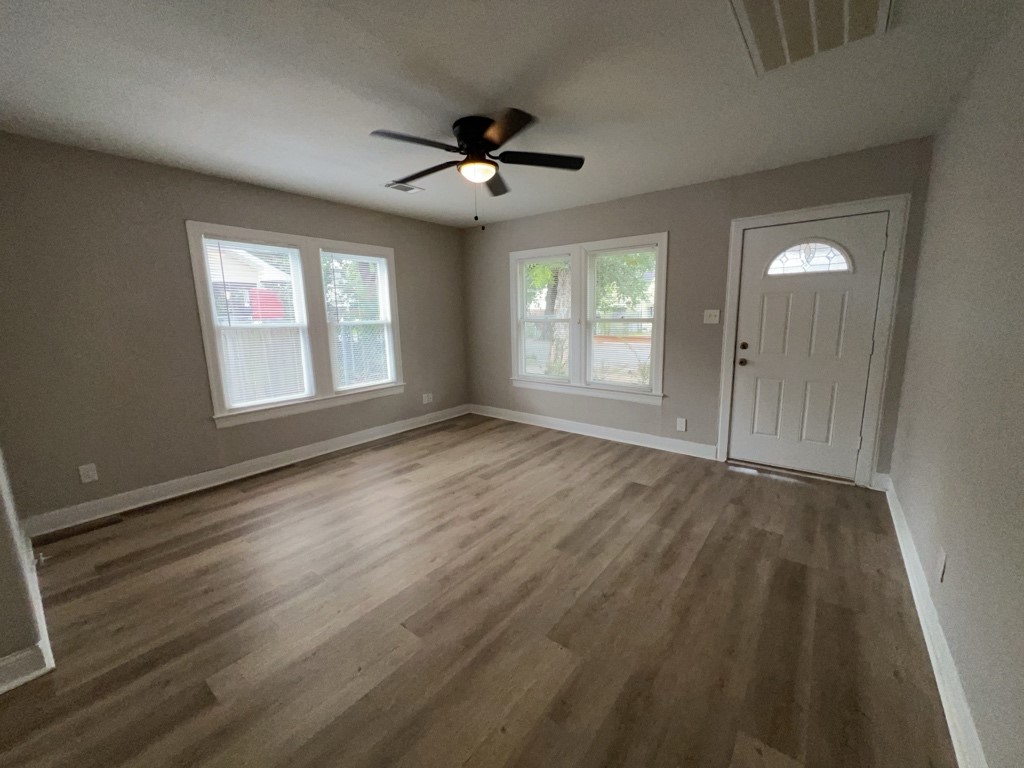 7424 Rusk Street, Unit A Houston, TX 77011 - Photo 17 of 25 Gallery Image 17