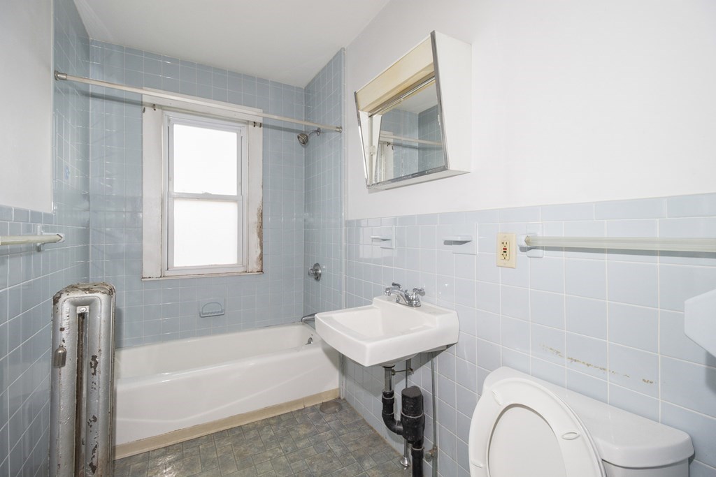 71-73 Governor Street Springfield, MA 01104 - Photo 39 of 41
