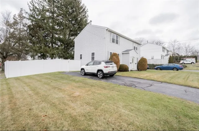 $2,200 | 245 Hazelton Street, Cranston, RI 02920