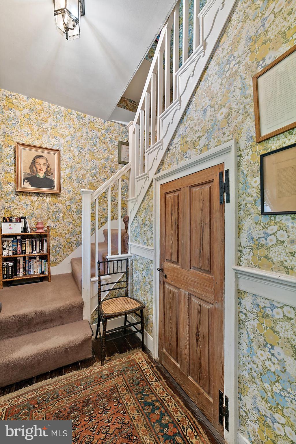 6015 Georgetown Road Broad Run, VA 20137 - Photo 22 of 51 Main house stairway (from first floor)