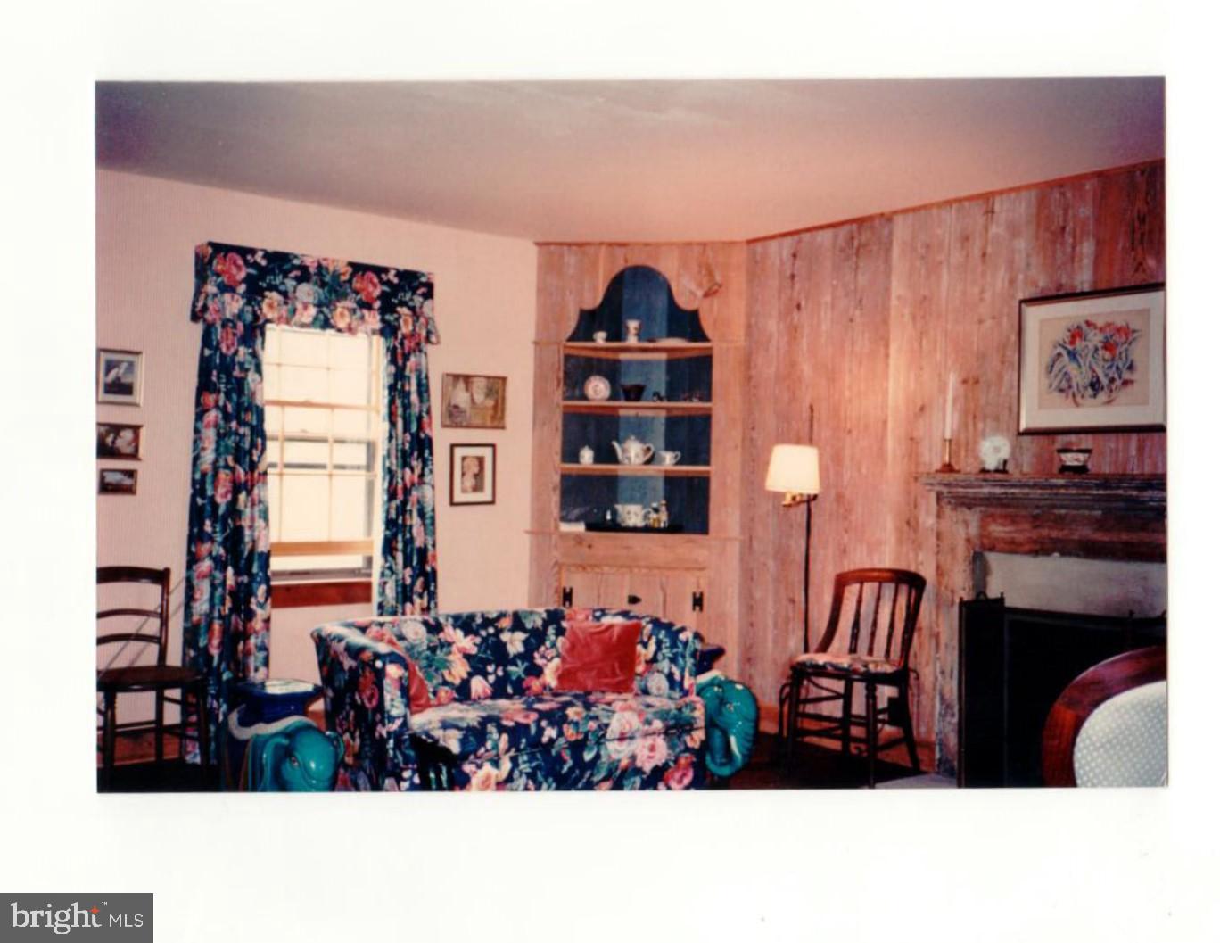 6015 Georgetown Road Broad Run, VA 20137 - Photo 43 of 51 LR- tenant cottage