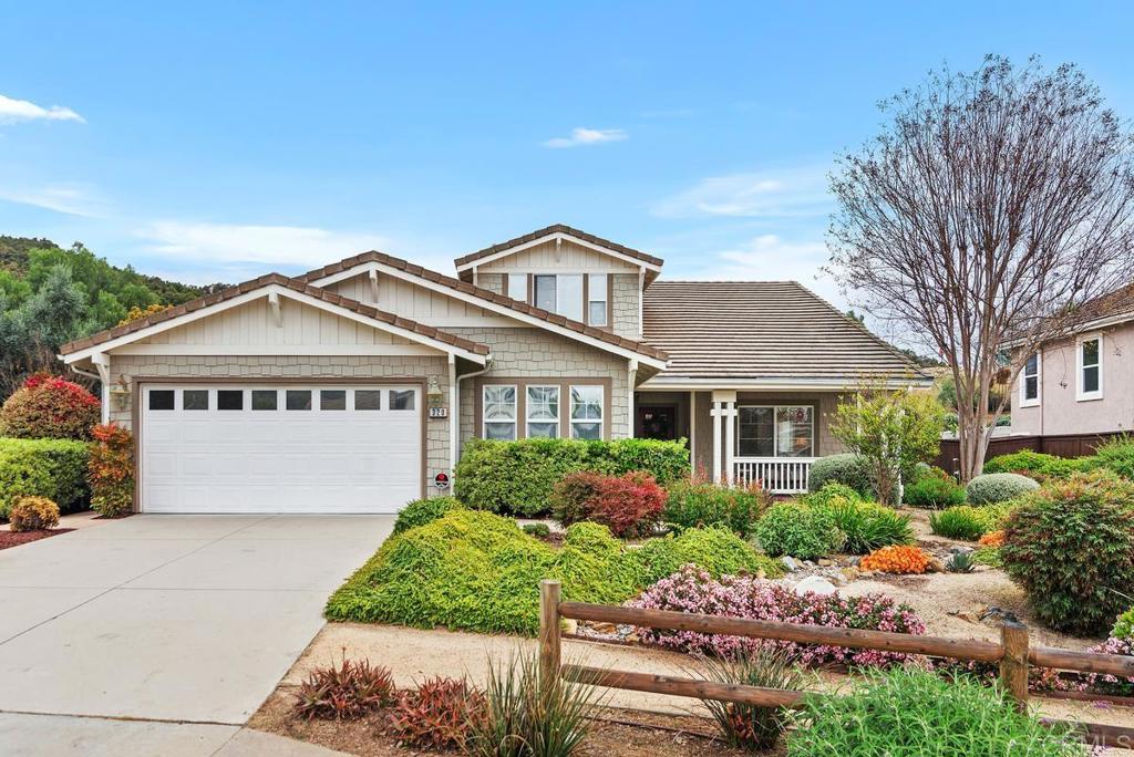 320 Hidden Trails Road Escondido, CA 92027 - Photo 3 of 38