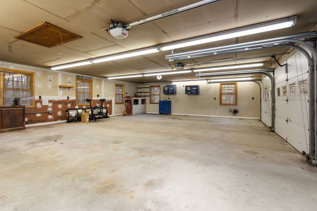 349 Leadmine Road Sturbridge, MA 01566 - Photo 33 of 34 Gallery Image 33