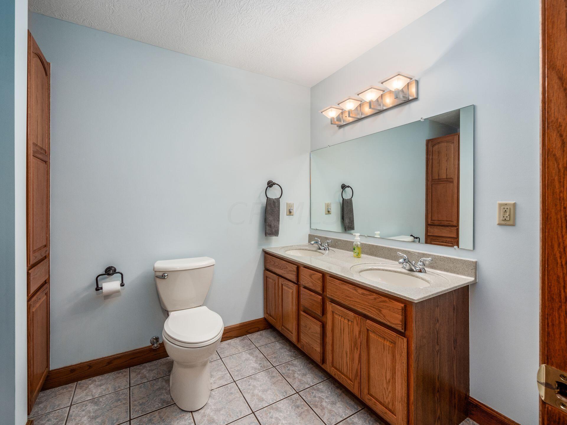 12540 Walker Road Ashville, OH 43103 - Photo 38 of 64 guest full bath