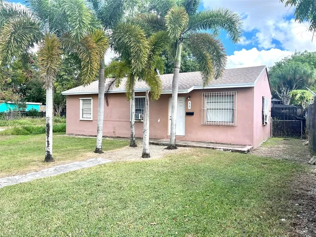 $349,900 | 33 Northwest 7th Avenue, Homestead, FL 33030