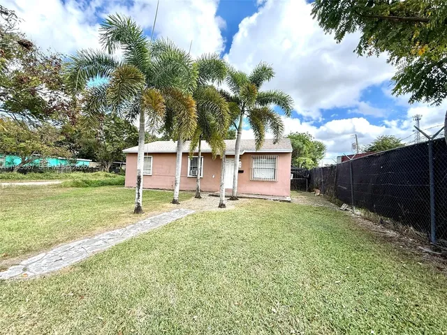 $349,900 | 33 Northwest 7th Avenue, Homestead, FL 33030